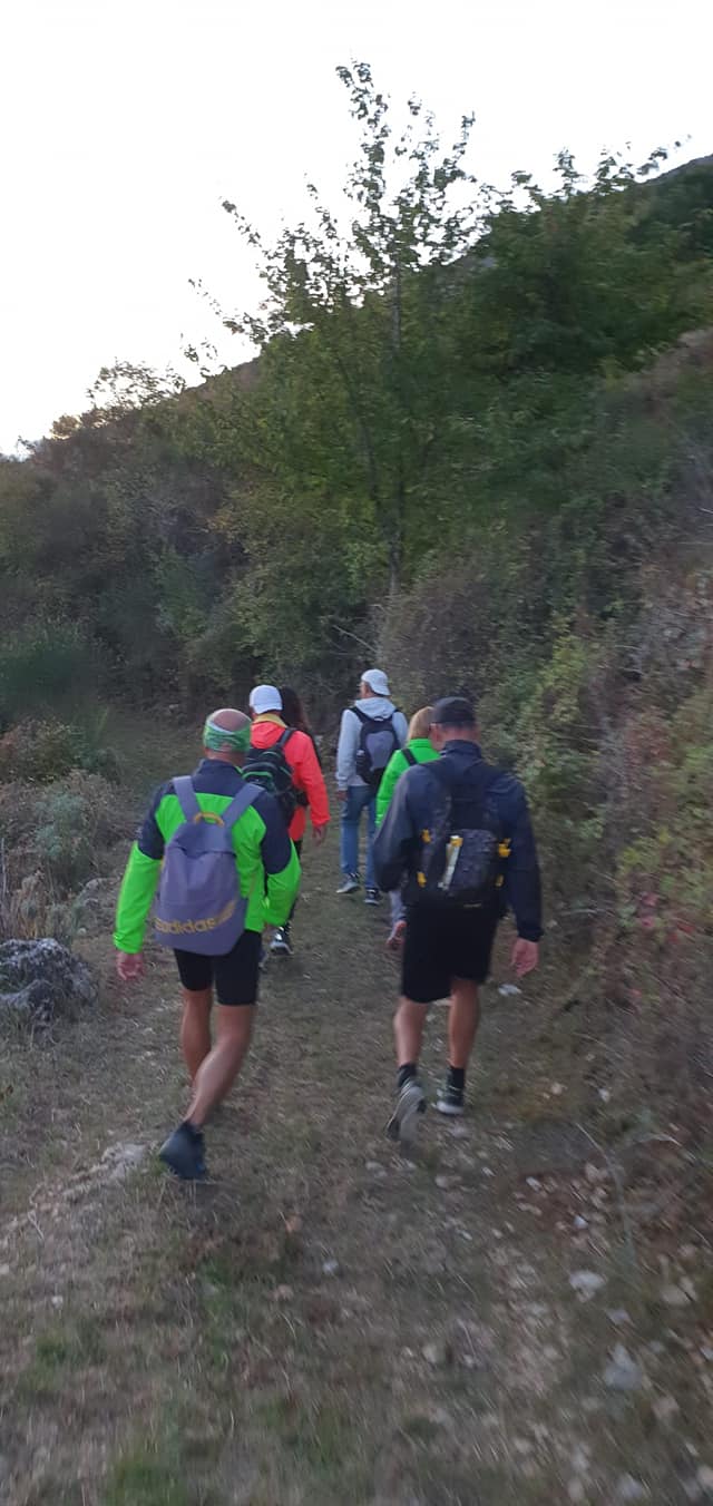 Mariella Cinque con Happy Walker in cammino da Manfredonia a Vieste