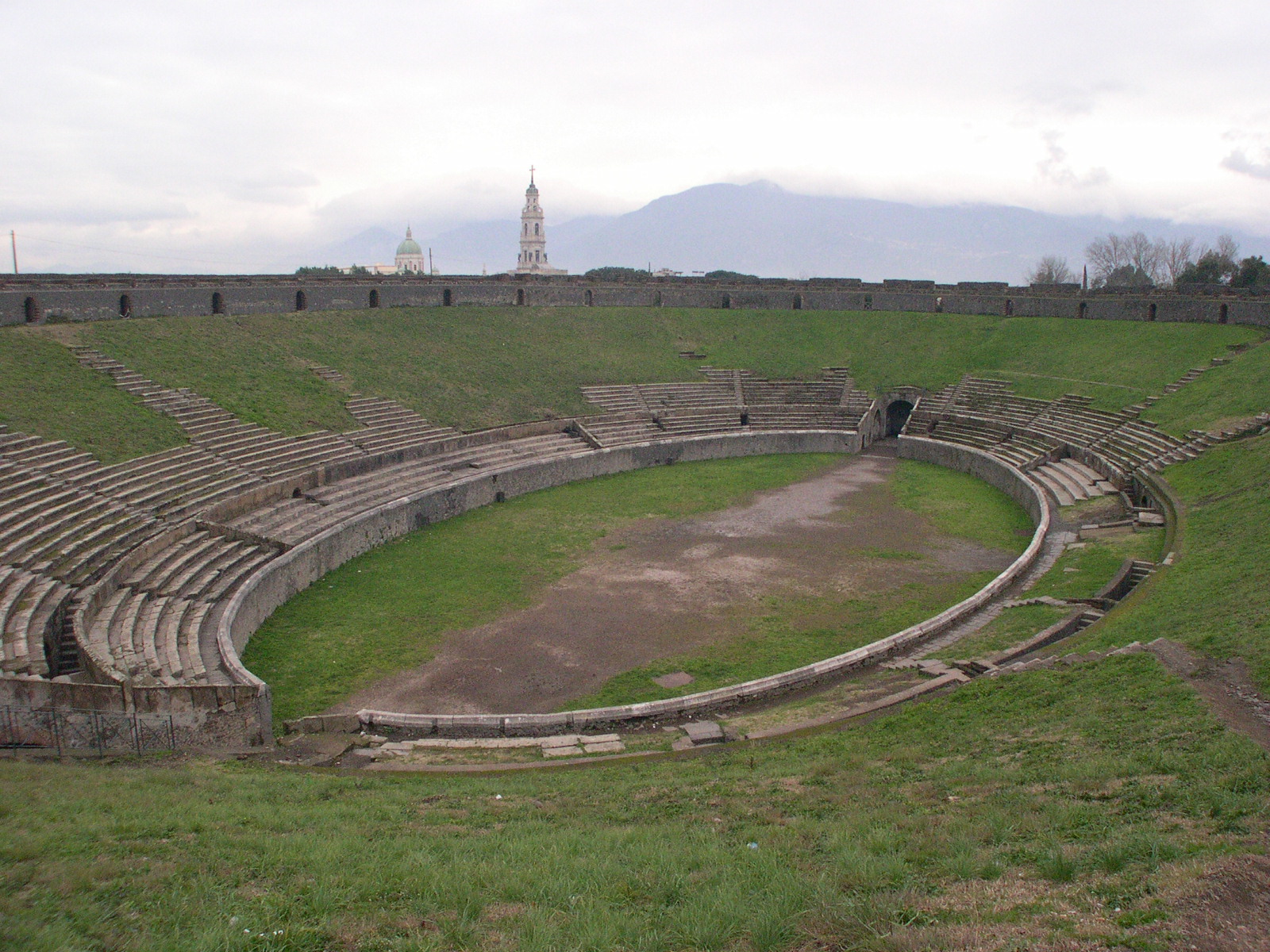 Lo stadio di Pompei, l’Anfiteatro