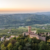 CASTELLO DI CIGOGNOLA E GAMBERO ROSSO INSIEME PER IL TRE BOTTIGLIE TOUR