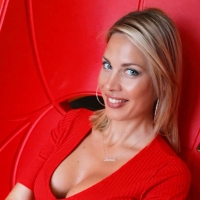 Su CityMilano.Com La Biografia Di Laura D’Amore 