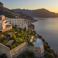 Il Monastero Santa Rosa Hotel & Spa di Conca dei Marini (Sa) “Hotel of The Year” agli European Hotel & Restaurant Awards 2020