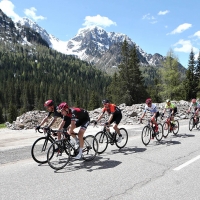 PEDALATE IMPERIOSE NELLE VALLI DI FIEMME E FASSA. IN SELLA CON CRAFT ALLA MARCIALONGA DOLOMITICA 