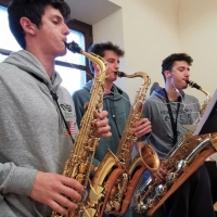 “Vicini con la musica”, un concerto natalizio digitale per il Liceo Musicale