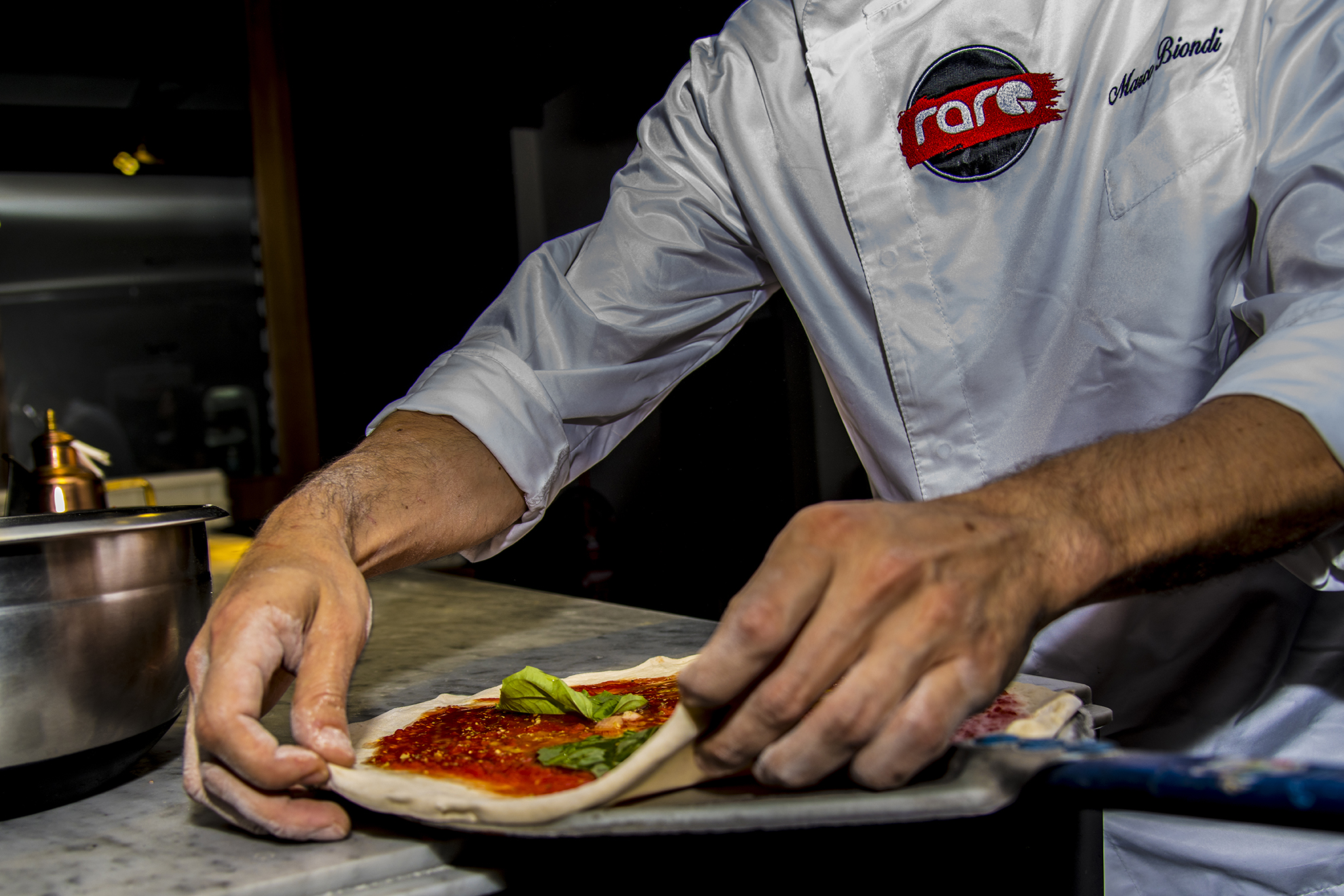 A NAPOLI NASCE RARO PIZZERIA, DOVE LA STORIA PARTENOPEA S’INTRECCIA  CON L’ARTE E IL DESIGN UN LUOGO SORPRENDENTE SULLA COLLINA DEL VOMERO