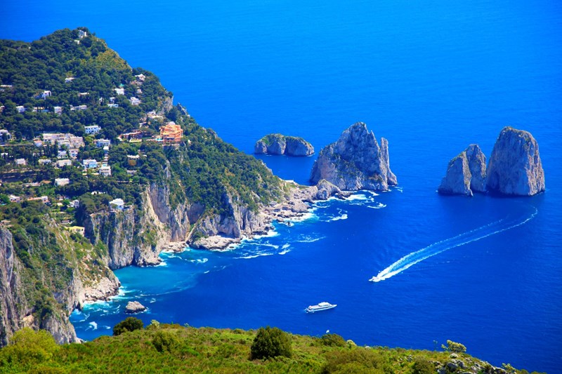 Capri l’isola Azzurra