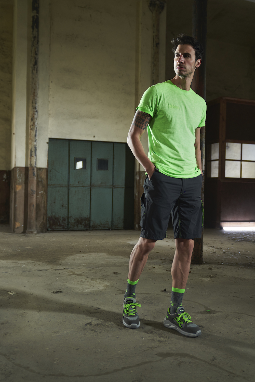 T-shirt e bermuda U-Power.  Stile e comfort anche in estate