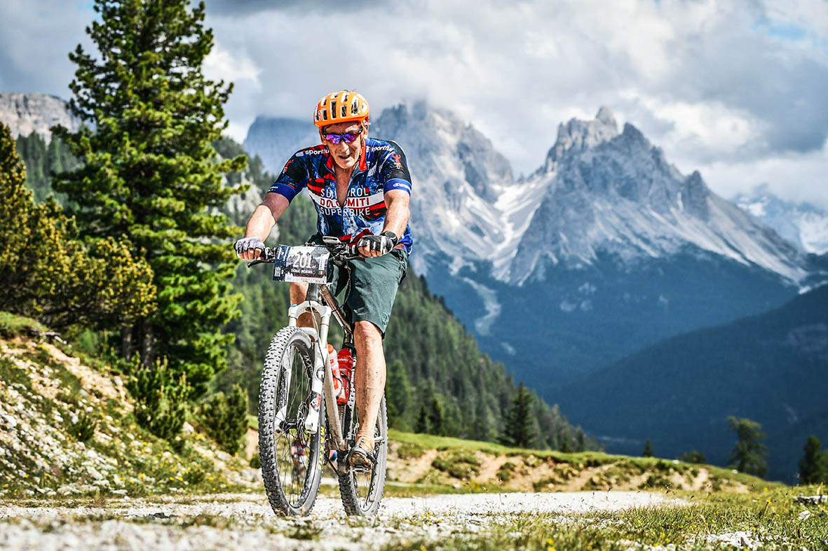 A VILLABASSA (BZ) ONORE AI SENATORI. 26 VOLTE SÜDTIROL DOLOMITI SUPERBIKE