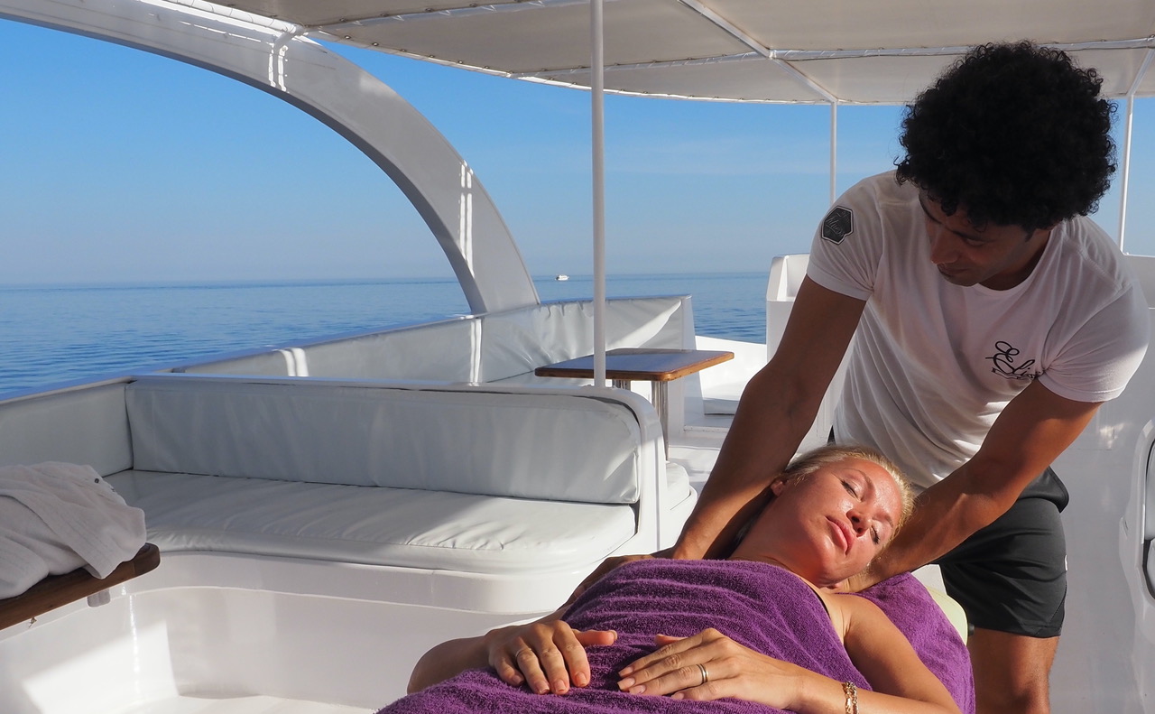 Domina Coral Bay e la Wellness Boat, per il relax in mare, prima e dopo immersioni da sogno a Sharm El Sheikh