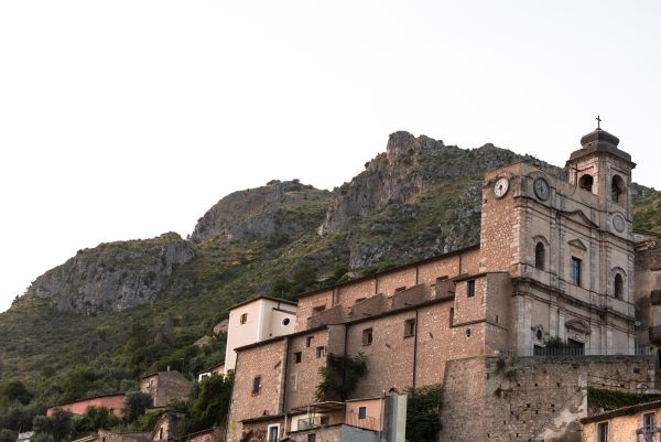 A Castrocielo (FR) c’è un bar controcorrente che ha cambiato pelle, offre servizi ai cittadini, promuove il territorio e premia chi rispetta le regole anti-Covid