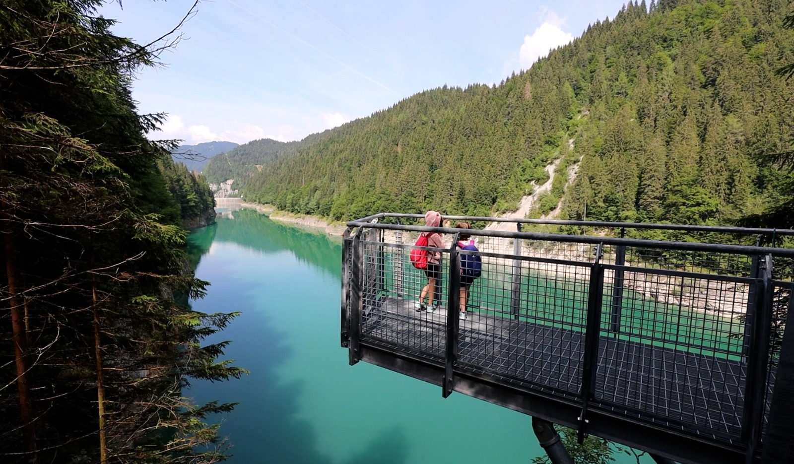 Trentino – Val Noana, angolo magico del Primiero. Il brivido del canyoning, le passerelle panoramiche, il ponte tibetano e il Sentiero degli Abeti Giganti