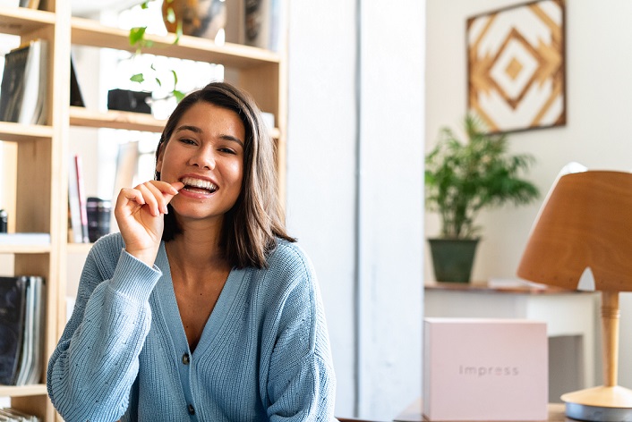 Settembre, tempo di buoni propositi: perché non mettere in lista anche la cura del proprio sorriso?