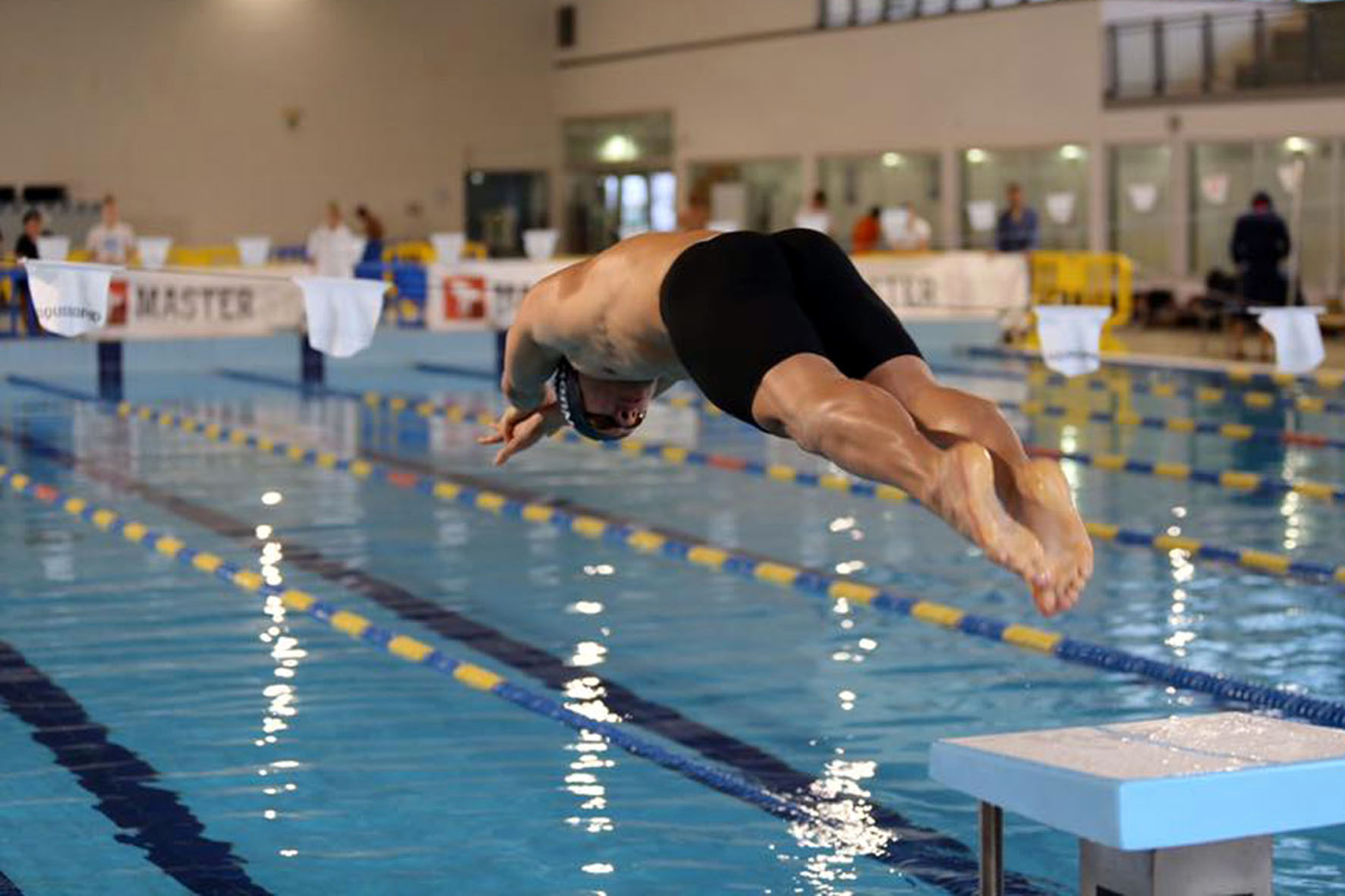 La Chimera Nuoto organizza un corso gratuito per adulti