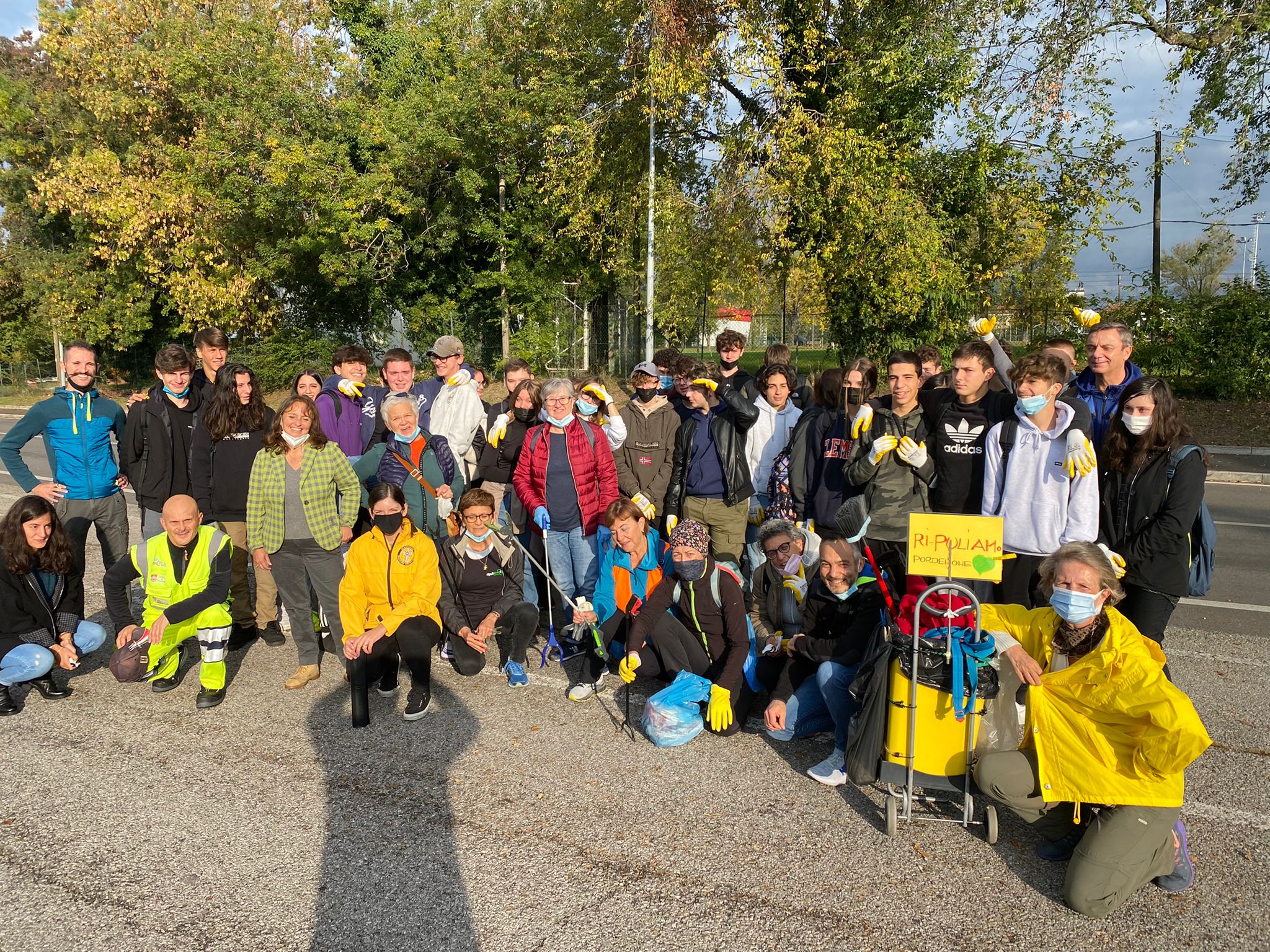 “Puliamo i quartieri” in azione nell'area di Borgomeduna