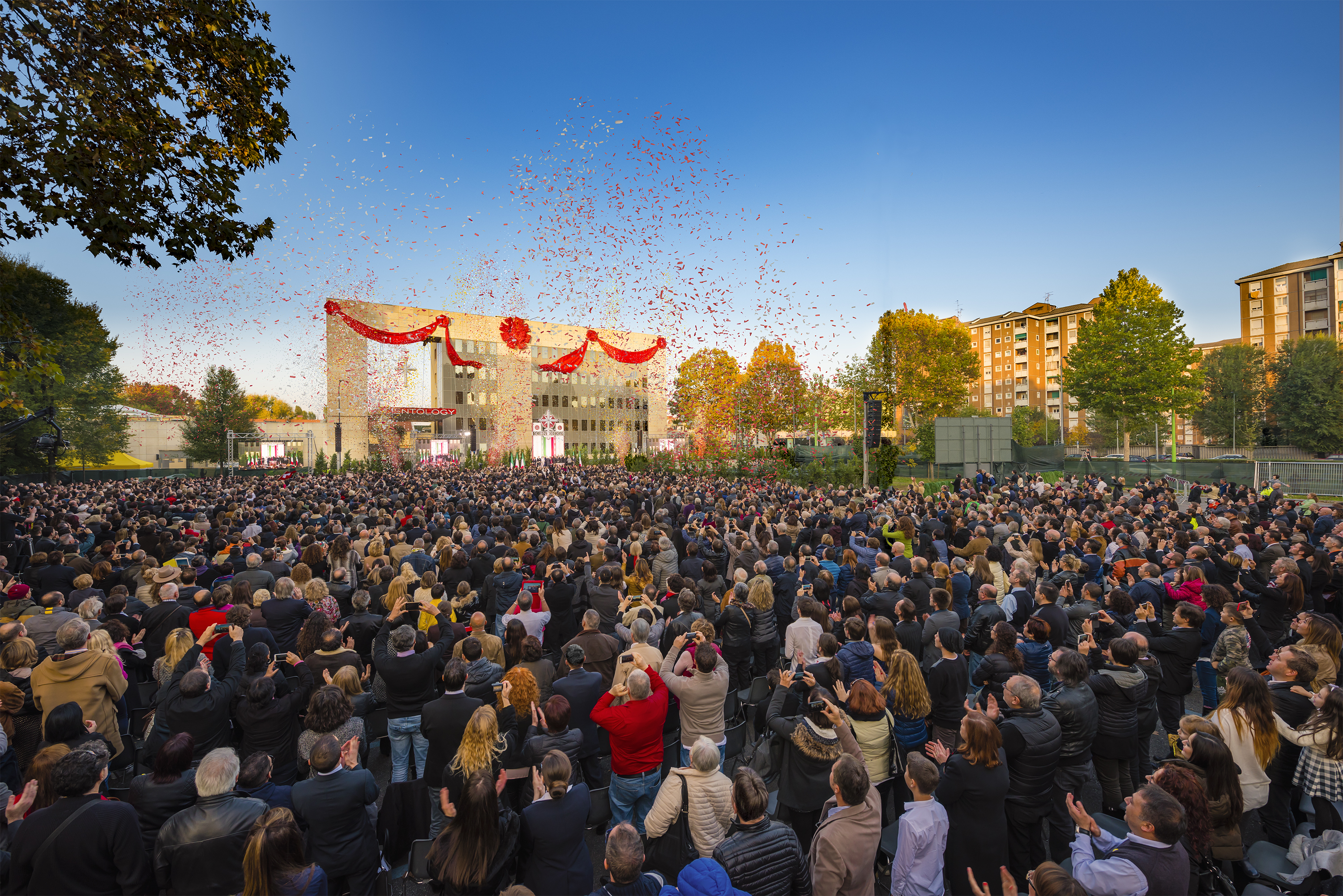  31 OTTOBRE - ANNIVERSARIO DELL'APERTURA DELLA NUOVA CHIESA DI SCIENTOLOGY DI MILANO