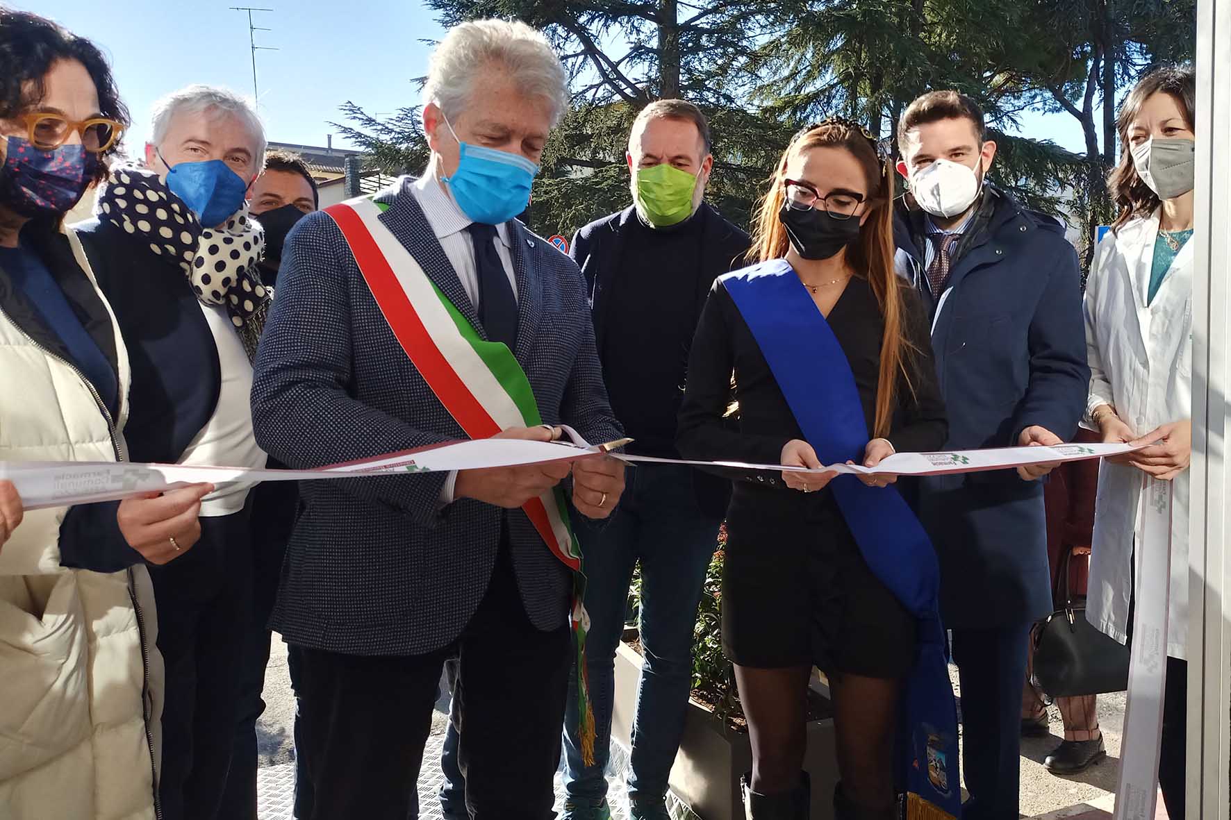 Taglio del nastro per la nuova Farmacia Comunale “Fiorentina”