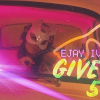 GIVE ME FIVE: L'INNOVATIVA MUSICA DI EJAY IVAN LAC PORTA LA 