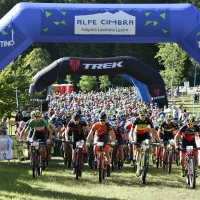 L’ALPE CIMBRA VA A TUTTA… MTB. LA ‘100 KM DEI FORTI’ CAMBIA FORMATO