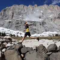 DOLOMITES SASLONG HM AI NASTRI DI PARTENZA. DA MONTE PANA SI PARTE ALLE 8.30