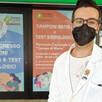 La farmacia “Campo di Marte” attiva la certificazione dei tamponi in inglese