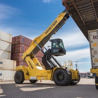 CLS offre soluzioni award winning a livello globale nel settore porti e interporti: il Reachstacker RS46 CLS-Hyster si aggiudica il premio per la sicurezza ai FLTA Awards for Excellence 2020