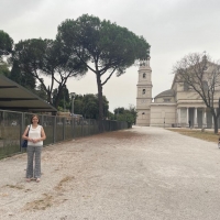 Margherita Corrado visita la Necropoli Ostiense e lancia la proposta di una rete dei luoghi culturali minori di pertinenza comunale.