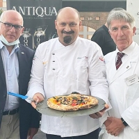 La Pizza Pascalina di Casa de Rinaldi protagonista alla Fondazione Pascale