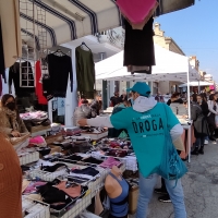 A Civitanova Marche: volontari distribuiscono più di 400 opuscoli di prevenzione per un Mondo libero dalla droga.  