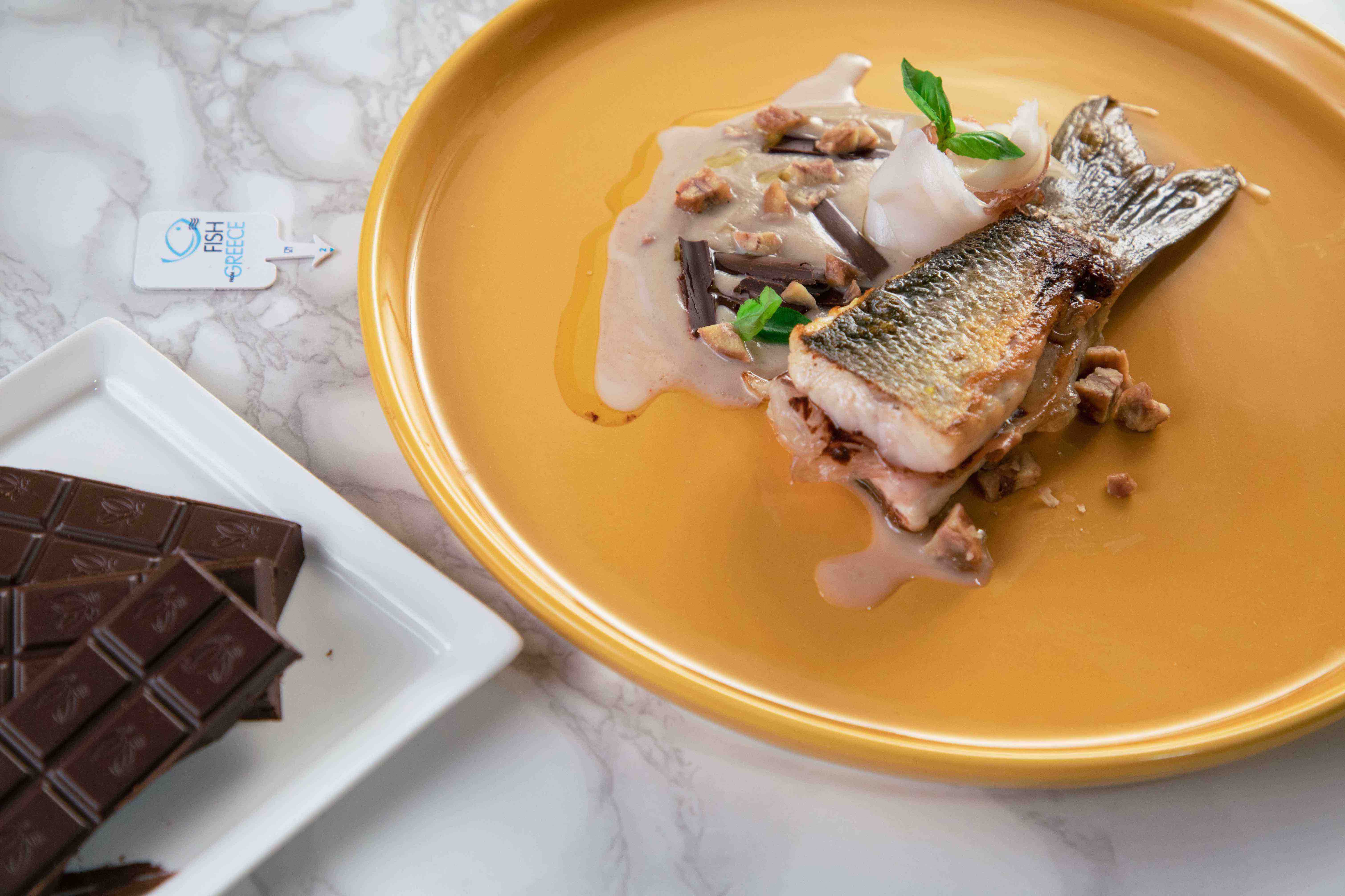 A Pasqua il cioccolato a tavola non può mancare:  Fish from Greece propone una ricetta gourmet proprio a base di cioccolato e di pesce fresco greco per la gioia dei palati più golosi!