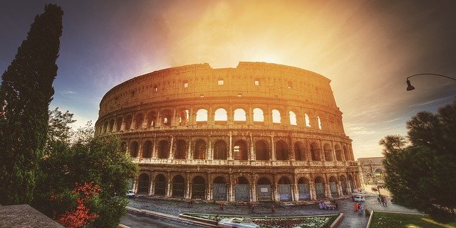 TURISMO: UN BARATRO SENZA UN'APPARENTE VIA DI USCITA.