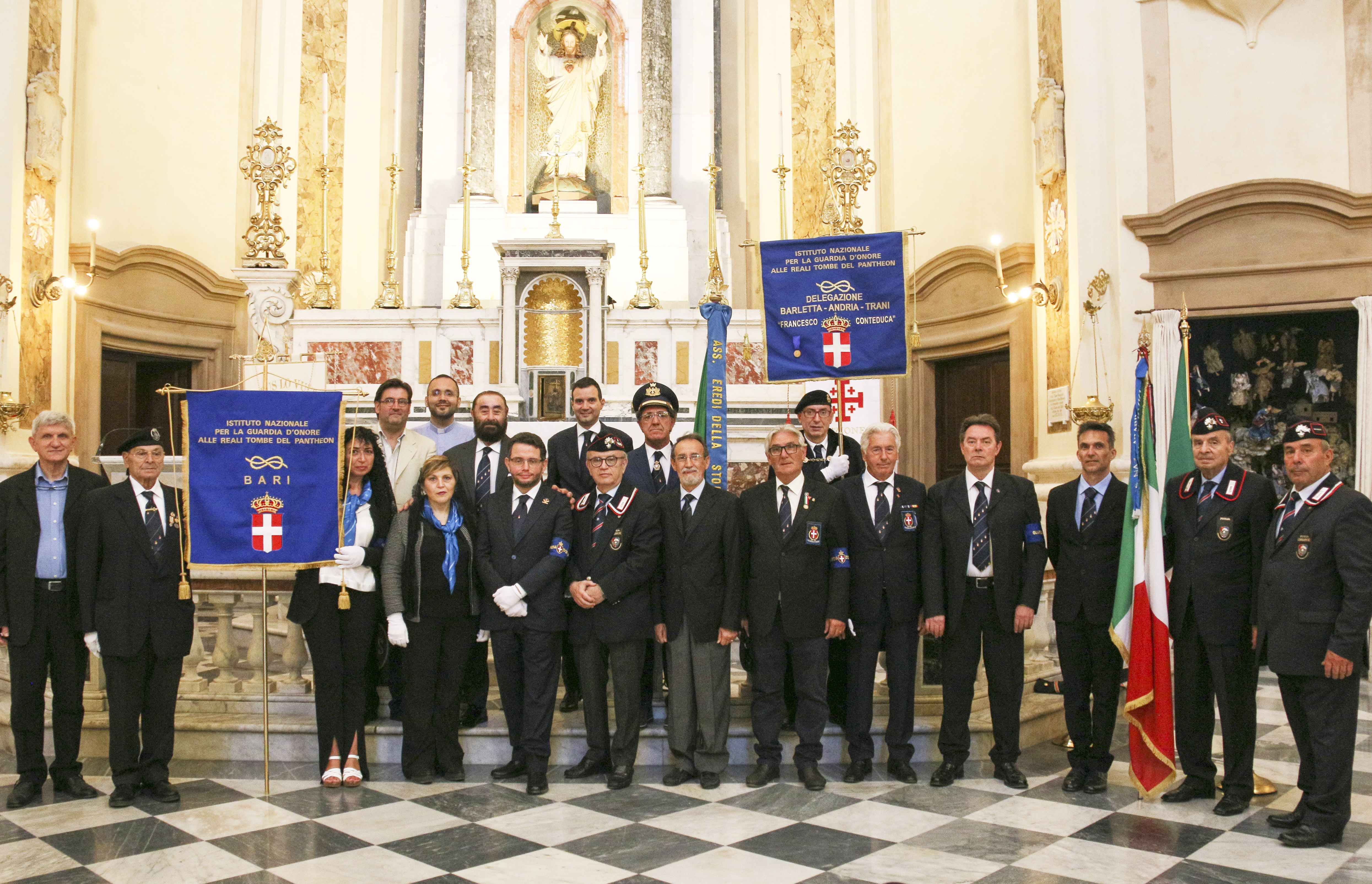 Una Messa per non dimenticare i giovani Martiri di Via Medina organizzata a Bari dalle Guardie d’Onore alle Reali Tombe del Pantheon