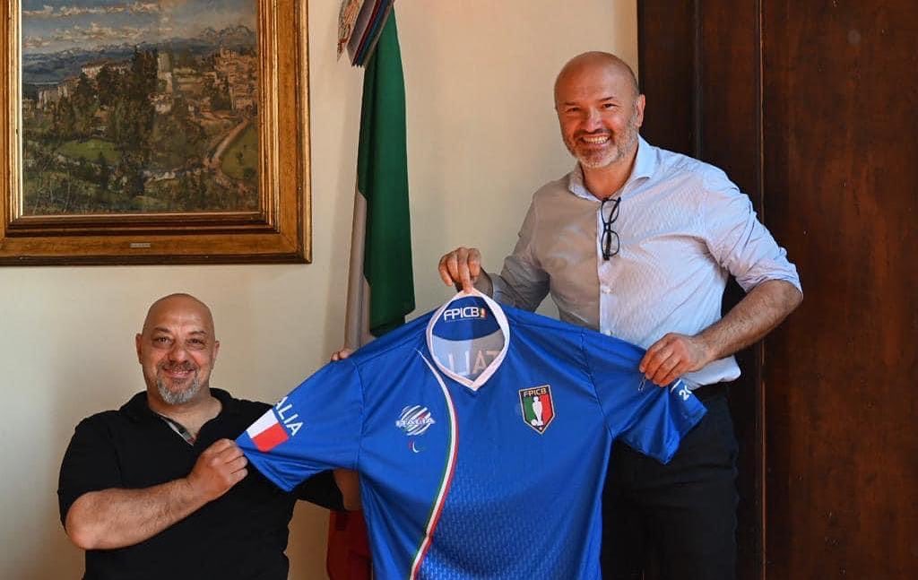 Presentata la nuova maglia azzurra della Nazionale Italiana di Calcio Balilla Paralimpico