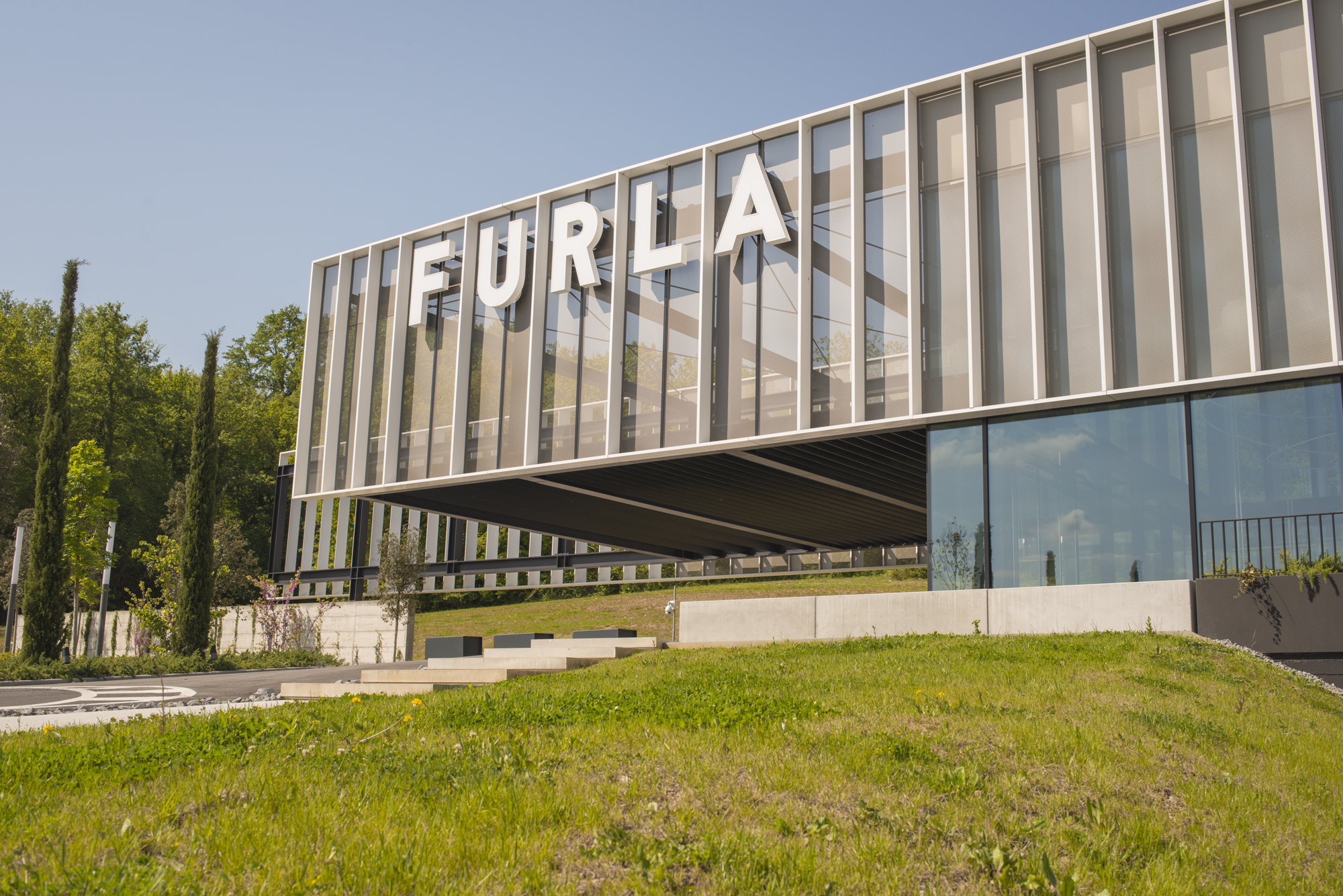 La tecnologia GEZE per il nuovo quartier generale di Furla nel Chianti fiorentino