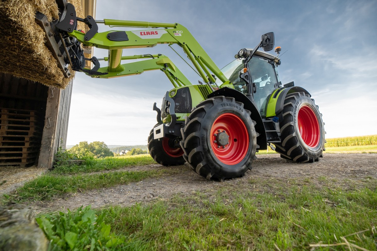 Vredestein lancia lo pneumatico per trattori Traxion 70