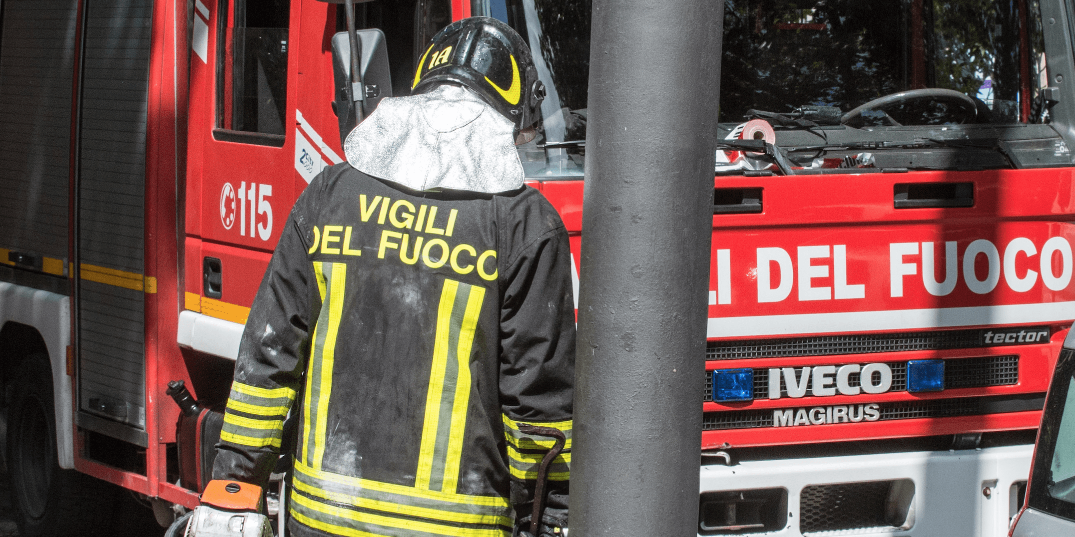 EMERGENZA INCENDI NEL TERRITORIO CATANESE, I SINDACATI DEI VIGILI DEL FUOCO LANCIANO L’ALLARME: “PERSONALE INSUFFICIENTE”