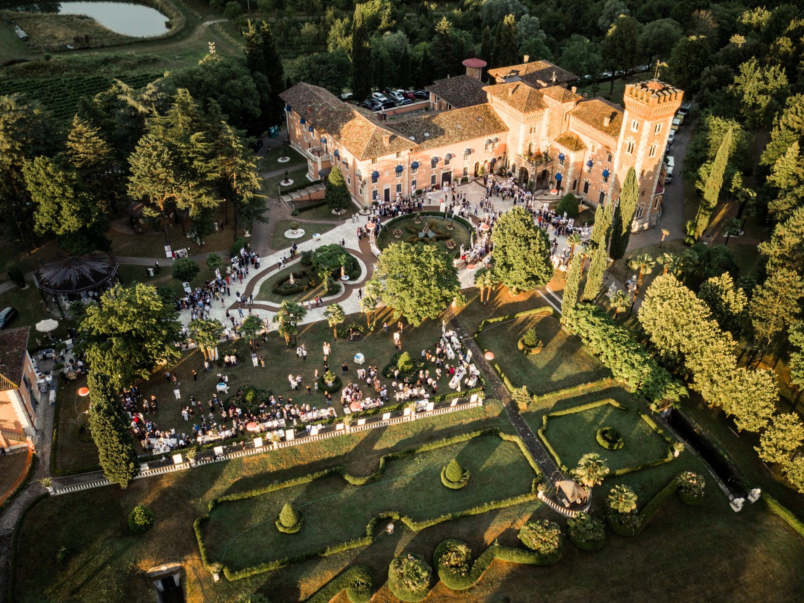 Rinviato a mercoledì 27 luglio il Dinner Show di Friuli Venezia Giulia Via dei Sapori nel parco storico del Castello di Spessa di Capriva del Friuli (Go)