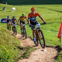 Mythos, gesta degli dei sulle Dolomiti. MTB multitasking in Valle di Primiero