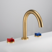  Serie Gas by Gattoni Rubinetteria. Eleganza industrial per il bagno contemporaneo