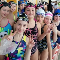 Le Esordienti B della Chimera Nuoto sono le migliori della Toscana 