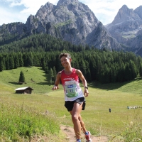 PRIMIERO DOLOMITI MARATHON DA RECORD. UNO SPETTACOLO DI LUCI E COLORI