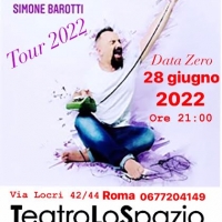 Simone Barotti  in concerto a teatro per la data zero del suo nuovo 