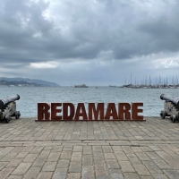 Redamare: un'opera pubblica di Sabrina D'Alessandro sul lungomare della Spezia