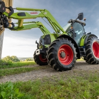 Vredestein lancia lo pneumatico per trattori Traxion 70