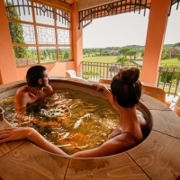 Benessere e relax fra le vigne del Collio – Aperta al Castello di Spessa Golf Wine Resort & SPA la Vinum SPA dedicata alla Vinoterapia