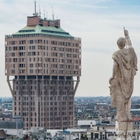 Serie Emisfero di Stella a Torre Velasca