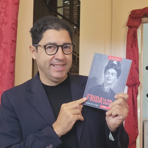 FRIDA, il nuovo libro di Salvo Nugnes, curatore d’arte e manager di successo.