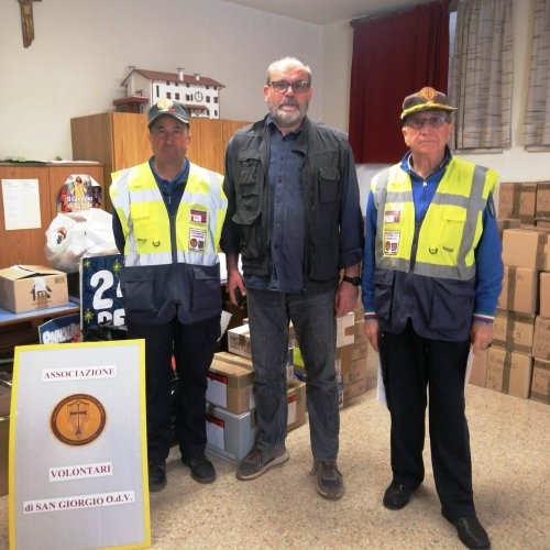 ASSOCIAZIONE VOLONTARI di SAN GIORGIO O. d. V.= Consegna medicinali e prodotti per l’igiene orale alla Parrocchia di San Canciano Martire di Gonars (ud) del 26 ottobre 2022 = 