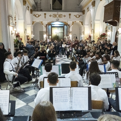 CONCERTO DEGLI STUDENTI DELL'I.C.S. DI CASALUCE E CONSIGLI DEI CARABINIERI NELLA CHIESA S. MARCELLINO DI APRANO