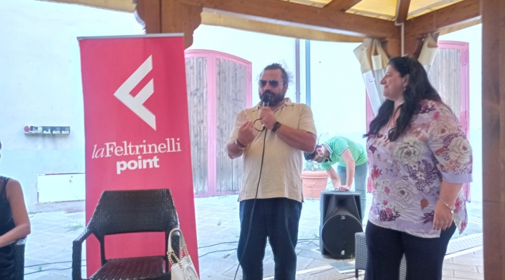 LA LETTERATURA A POMIGLIANO  D’ARCO CON I COLORI DELLA POESIA.