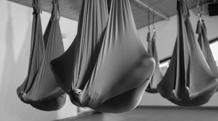 A Cesenatico partono i corsi per l’infanzia di “Antigravity Yoga Kids”