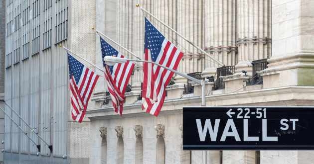 Wall Street, il calo costa oltre 480 miliardi ai super ricchi della tecnologia